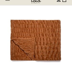 Lola Brown Textured Throw Blanket